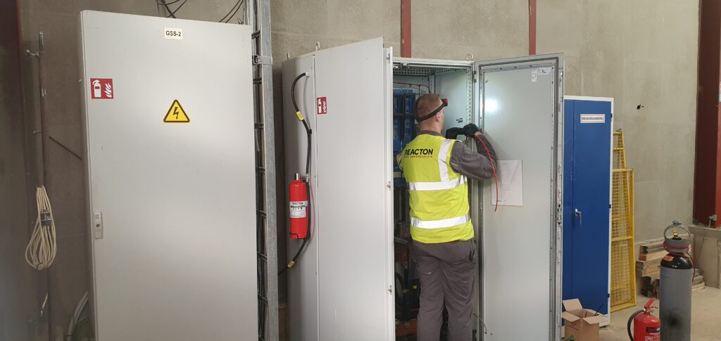 Fire suppression system installed inside electrical distribution cabinet with Novec 1230 clean agent protection